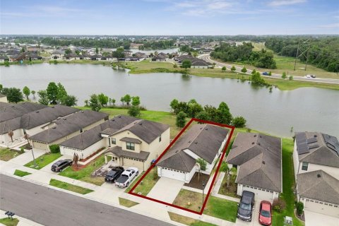 House in Lakeland, Florida 3 bedrooms, 154.03 sq.m. № 2093549 - photo 26