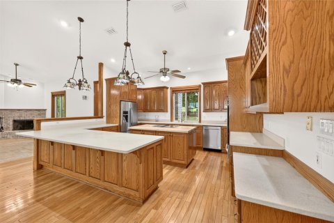 Villa ou maison à vendre à Clermont, Floride: 3 chambres, 219.16 m2 № 2405565 - photo 16