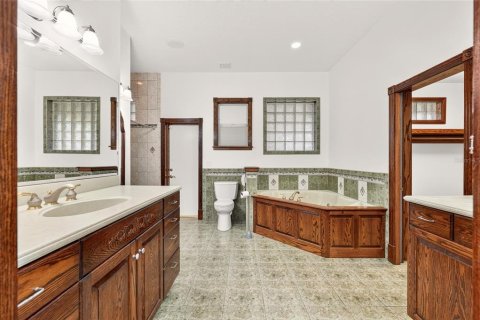 Villa ou maison à vendre à Clermont, Floride: 3 chambres, 219.16 m2 № 2405565 - photo 24