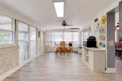 Купить виллу или дом в Майами, Флорида 5 спален, 131.46м2, № 2052126 - фото 20