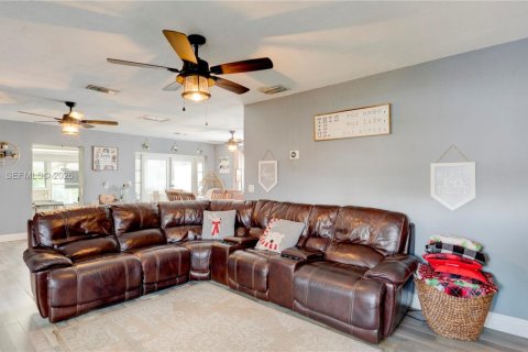 Купить виллу или дом в Майами, Флорида 5 спален, 131.46м2, № 2052126 - фото 12