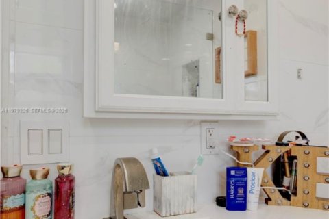 Купить виллу или дом в Майами, Флорида 5 спален, 131.46м2, № 2052126 - фото 30