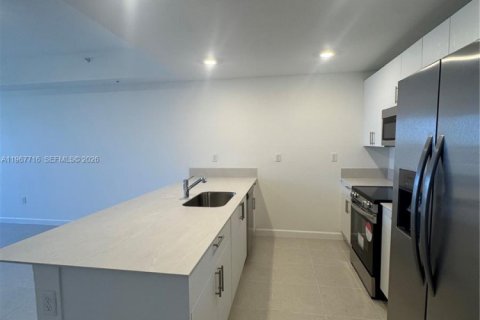 Touwnhouse à louer à Miami, Floride: 3 chambres № 2029422 - photo 9