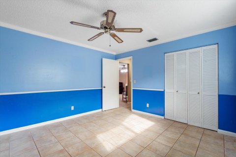 Commercial property in Fort Lauderdale, Florida 289.39 sq.m. № 2370089 - photo 20
