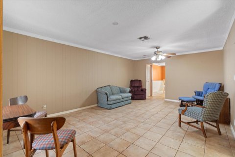 Commercial property in Fort Lauderdale, Florida 289.39 sq.m. № 2370089 - photo 4