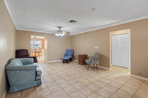 Commercial property in Fort Lauderdale, Florida 289.39 sq.m. № 2370089 - photo 6
