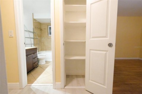 House in Clearwater, Florida 2 bedrooms, 82.96 sq.m. № 1622874 - photo 15