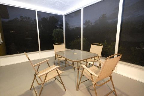 House in Clearwater, Florida 2 bedrooms, 82.96 sq.m. № 1622874 - photo 19
