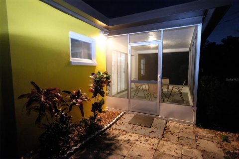 House in Clearwater, Florida 2 bedrooms, 82.96 sq.m. № 1622874 - photo 20