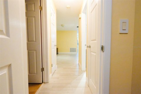 House in Clearwater, Florida 2 bedrooms, 82.96 sq.m. № 1622874 - photo 14