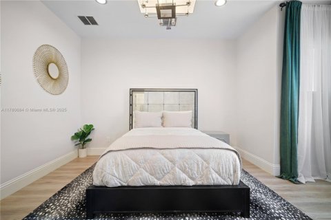 Villa ou maison à vendre à North Miami Beach, Floride: 7 chambres, 718.04 m2 № 2021589 - photo 26