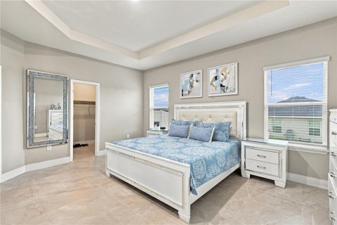House in Davenport, Florida 4 bedrooms, 188.96 sq.m. № 2403116 - photo 26