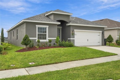 House in Davenport, Florida 4 bedrooms, 188.96 sq.m. № 2403116 - photo 4
