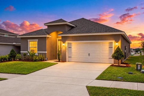 House in Davenport, Florida 4 bedrooms, 188.96 sq.m. № 2403116 - photo 6