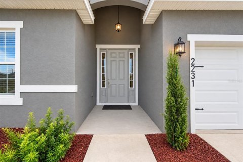House in Davenport, Florida 4 bedrooms, 188.96 sq.m. № 2403116 - photo 5