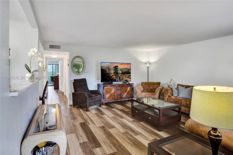 Купить кондоминиум в Делрей-Бич, Флорида 2 спальни, 106.74м2, № 2005789 - фото 13