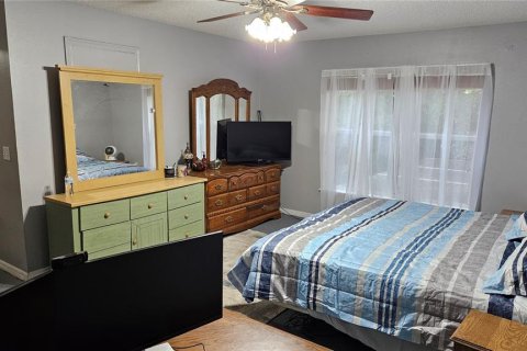 House in Citrus Springs, Florida 4 bedrooms, 215.53 sq.m. № 1832817 - photo 12