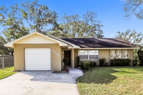 House in Lakeland, Florida 2 bedrooms, 105.17 sq.m. № 2381376