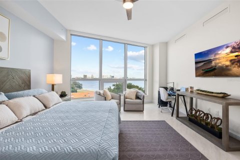 Condo in Tampa, Florida, 3 bedrooms № 2358790 - photo 20