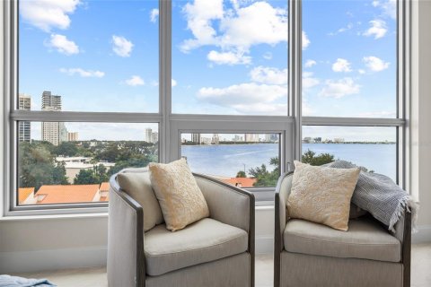 Condo in Tampa, Florida, 3 bedrooms № 2358790 - photo 21