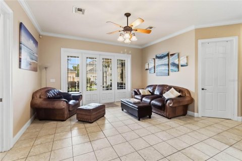House in Saint Cloud, Florida 4 bedrooms, 235.6 sq.m. № 2398472 - photo 12