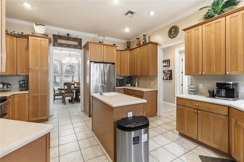 House in Saint Cloud, Florida 4 bedrooms, 235.6 sq.m. № 2398472 - photo 16
