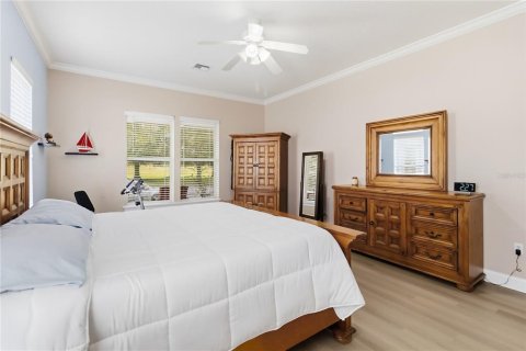 House in Saint Cloud, Florida 4 bedrooms, 235.6 sq.m. № 2398472 - photo 25