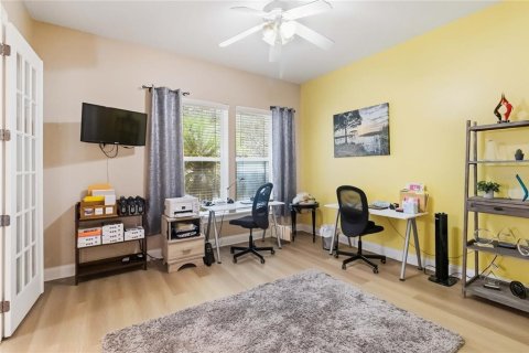 House in Saint Cloud, Florida 4 bedrooms, 235.6 sq.m. № 2398472 - photo 10