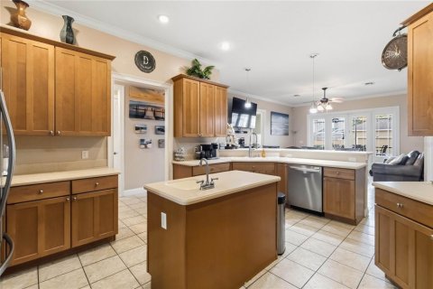 House in Saint Cloud, Florida 4 bedrooms, 235.6 sq.m. № 2398472 - photo 19