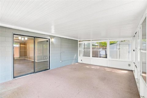 Villa ou maison à vendre à Seminole, Floride: 3 chambres, 87.61 m2 № 2312573 - photo 16
