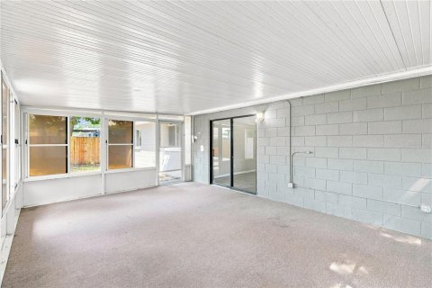 Villa ou maison à vendre à Seminole, Floride: 3 chambres, 87.61 m2 № 2312573 - photo 17