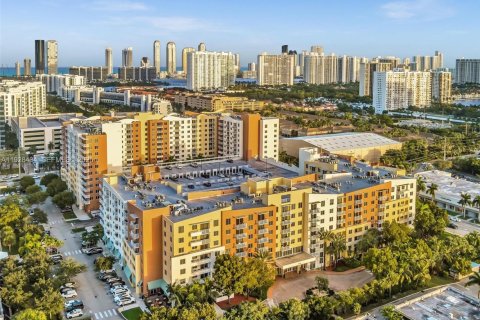 Copropriété à louer à Aventura, Floride: 2 chambres, 109.53 m2 № 1986929 - photo 2