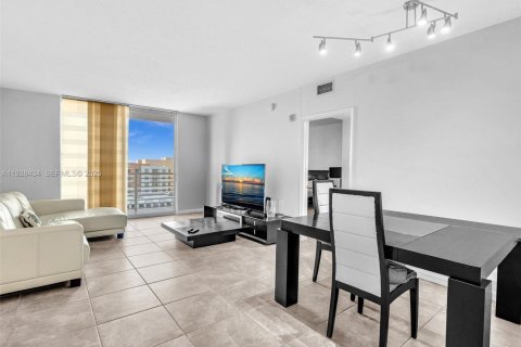 Copropriété à louer à Aventura, Floride: 2 chambres, 109.53 m2 № 1986929 - photo 11