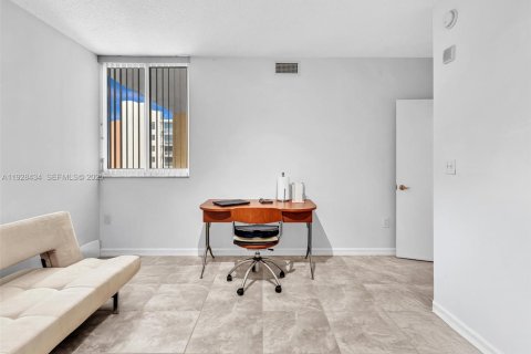 Copropriété à louer à Aventura, Floride: 2 chambres, 109.53 m2 № 1986929 - photo 26