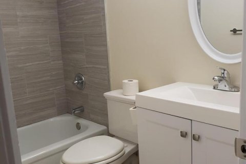 Condo in West Palm Beach, Florida, 1 bedroom  № 2176203 - photo 8