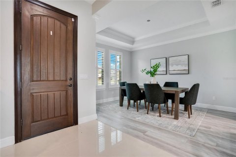 House in Winter Garden, Florida 4 bedrooms, 375.88 sq.m. № 1910620 - photo 9
