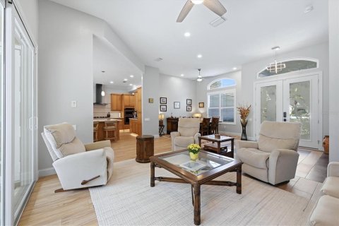 Villa ou maison à vendre à Bradenton, Floride: 3 chambres, 234.11 m2 № 2419572 - photo 13