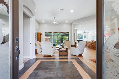 Villa ou maison à vendre à Bradenton, Floride: 3 chambres, 234.11 m2 № 2419572 - photo 9