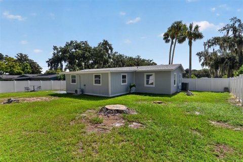 Villa ou maison à vendre à Deltona, Floride: 3 chambres, 137.59 m2 № 2306716 - photo 2