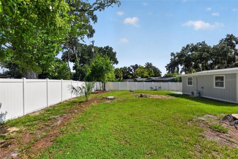 Villa ou maison à vendre à Deltona, Floride: 3 chambres, 137.59 m2 № 2306716 - photo 9