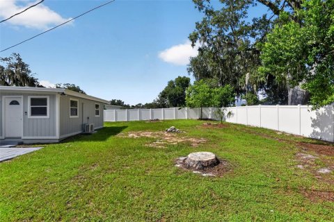 Villa ou maison à vendre à Deltona, Floride: 3 chambres, 137.59 m2 № 2306716 - photo 11