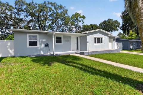 Villa ou maison à vendre à Deltona, Floride: 3 chambres, 137.59 m2 № 2306716 - photo 20