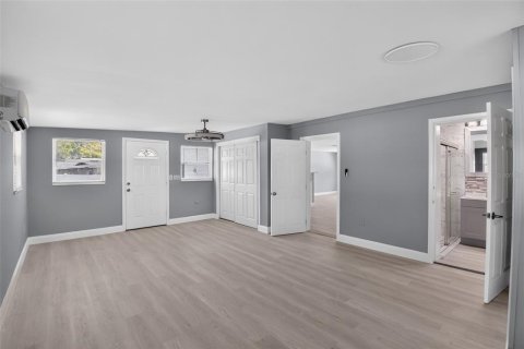 Villa ou maison à vendre à Deltona, Floride: 3 chambres, 137.59 m2 № 2306716 - photo 8