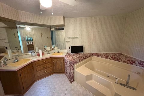Купить виллу или дом в Аркадия, Флорида 8 комнат, 160.54м2, № 1899589 - фото 19
