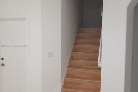 Touwnhouse à louer à Homestead, Floride: 3 chambres, 134.43 m2 № 1973386 - photo 22