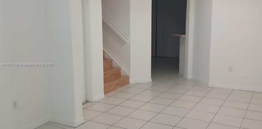 Touwnhouse à Homestead, Floride 3 chambres, 134.43 m2 № 1973386