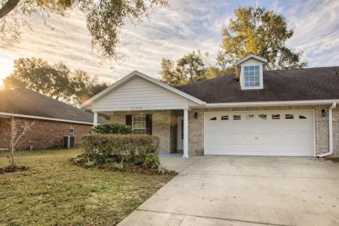 Apartamento en alquiler en Newberry, Florida, 3 dormitorios, 139.17 m2 № 1846354 - foto 3