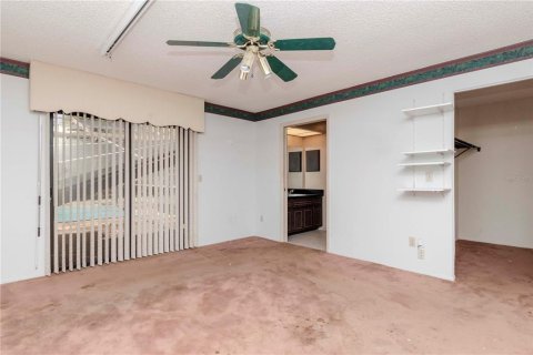House in Sarasota, Florida 3 bedrooms, 185.06 sq.m. № 1527835 - photo 27