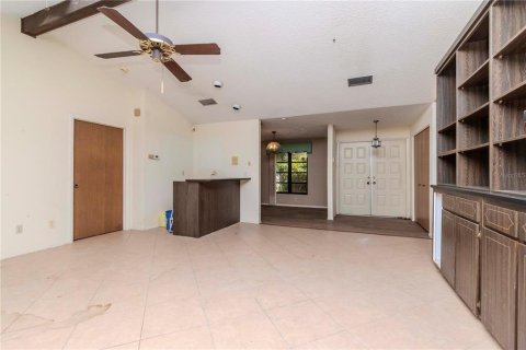 House in Sarasota, Florida 3 bedrooms, 185.06 sq.m. № 1527835 - photo 10