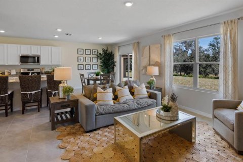House in Bartow, Florida 5 bedrooms, 241.64 sq.m. № 1813188 - photo 12